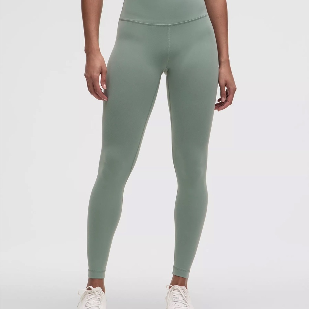 Never worn. Wunder Train HR Tight 28" CRBU 6 Women's Sage Green Leggings